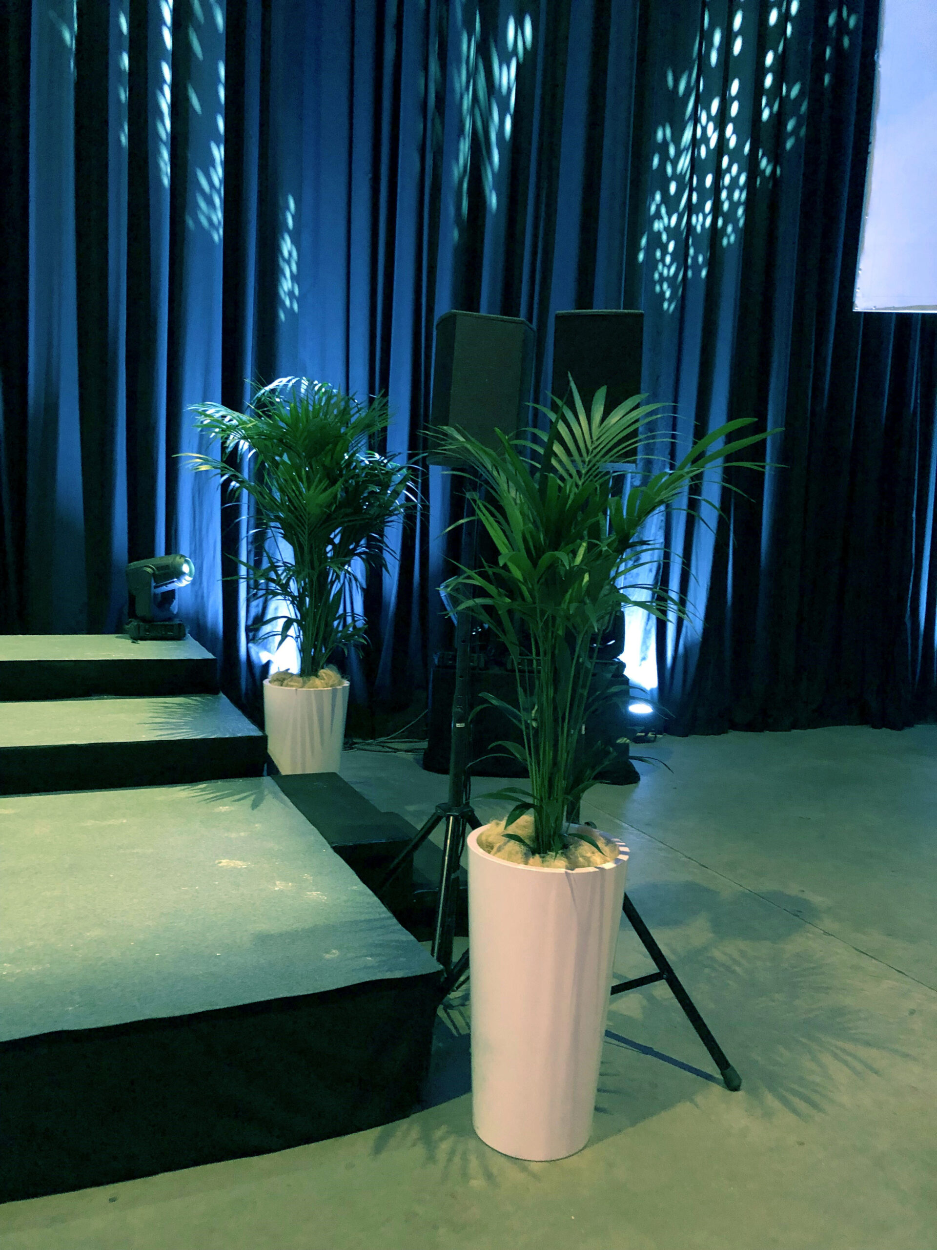 Bac cylindrique blanc