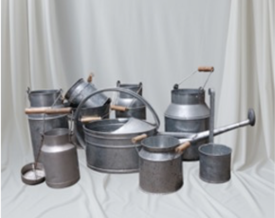 Ensemble d’éléments en zinc