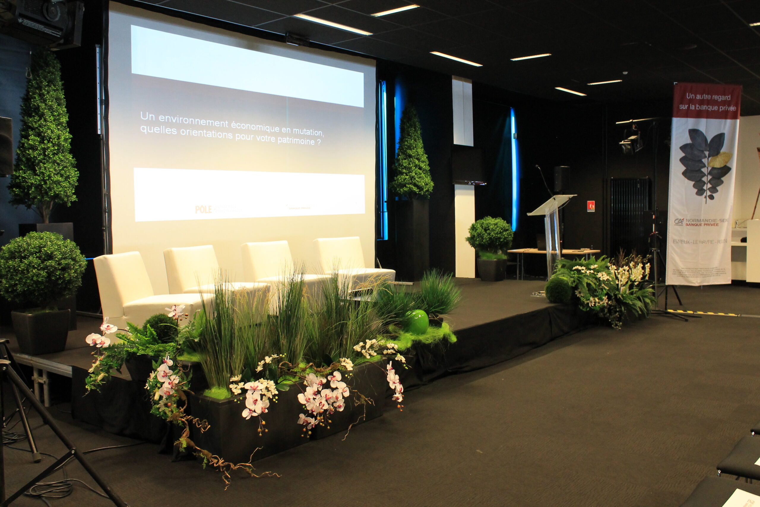 decor vert et floral scene